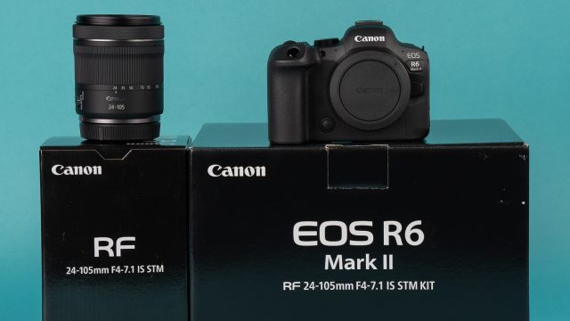 canon-EOS-R6-10
